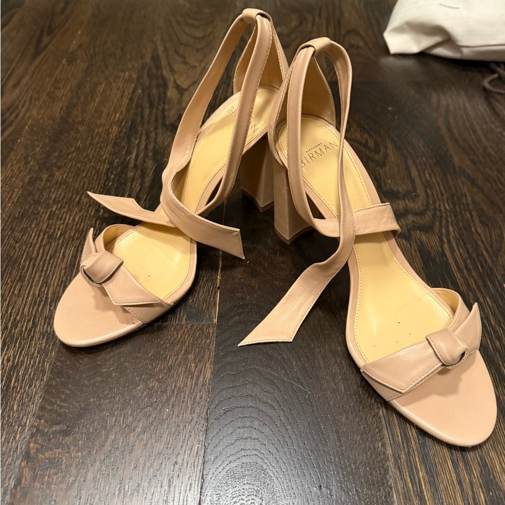 Alexandre Birman Clarita Block Heel Sandals - Picture 4 of 6